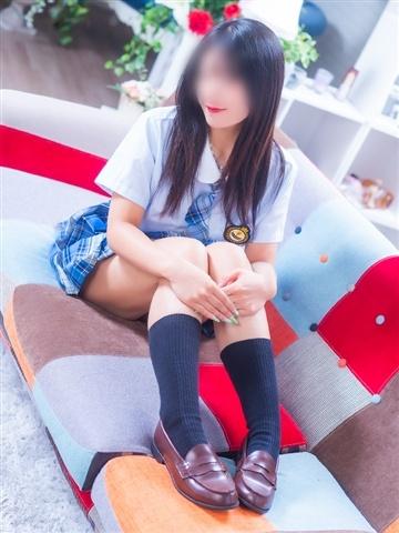 新菜(にいな)（20歳） モザイク