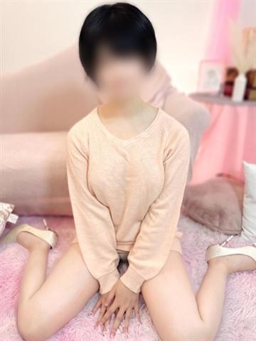 やよい☆清純ミニマム細身美女（28歳） SMILY