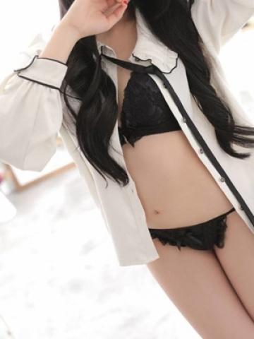 ふゆね（19歳） エコ日本橋店