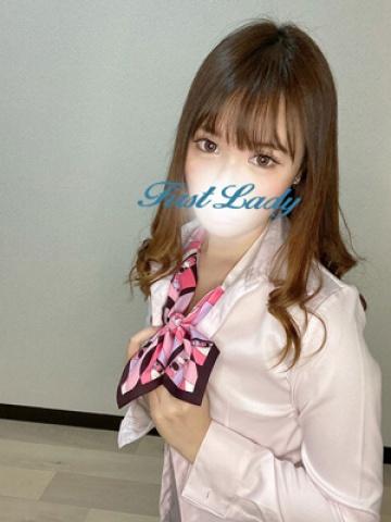 みる（23歳） ファーストレディー