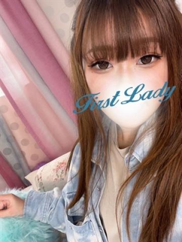 なつみ（20歳） ファーストレディー