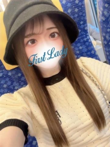 えな（24歳） ファーストレディー