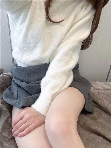 こゆり（23歳） るっきんぐらぶ