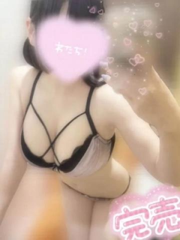 ゆい（19歳） エコ京橋店
