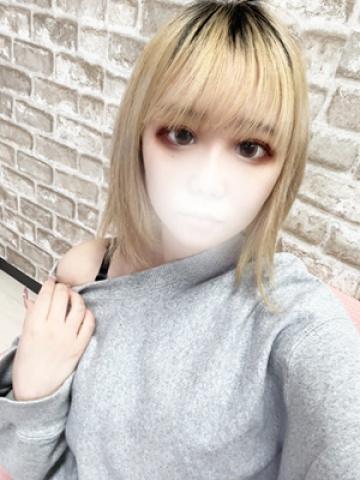 ちふゆ（20歳） 横浜デリヘル　ギャルの宅急便