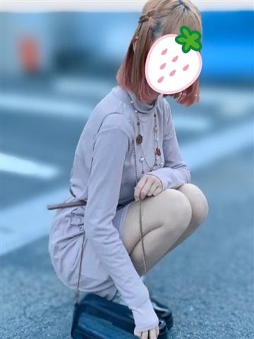 えれな（19歳） るっきんぐらぶ