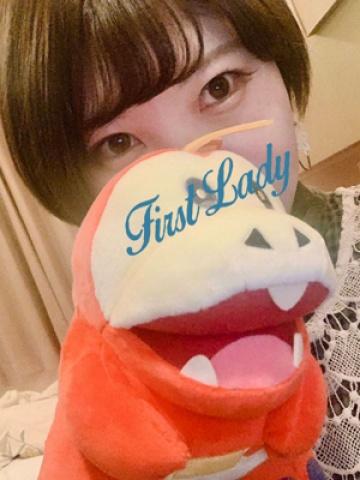 すず（24歳） ファーストレディー