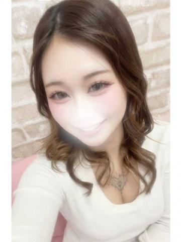 かりん（18歳） 横浜デリヘル　ギャルの宅急便