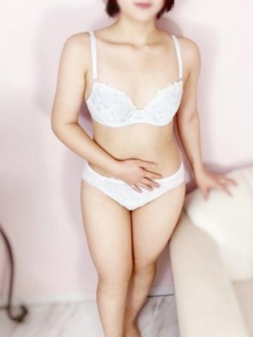れいな（20歳） 素人妻御奉仕倶楽部Hip’s松戸店